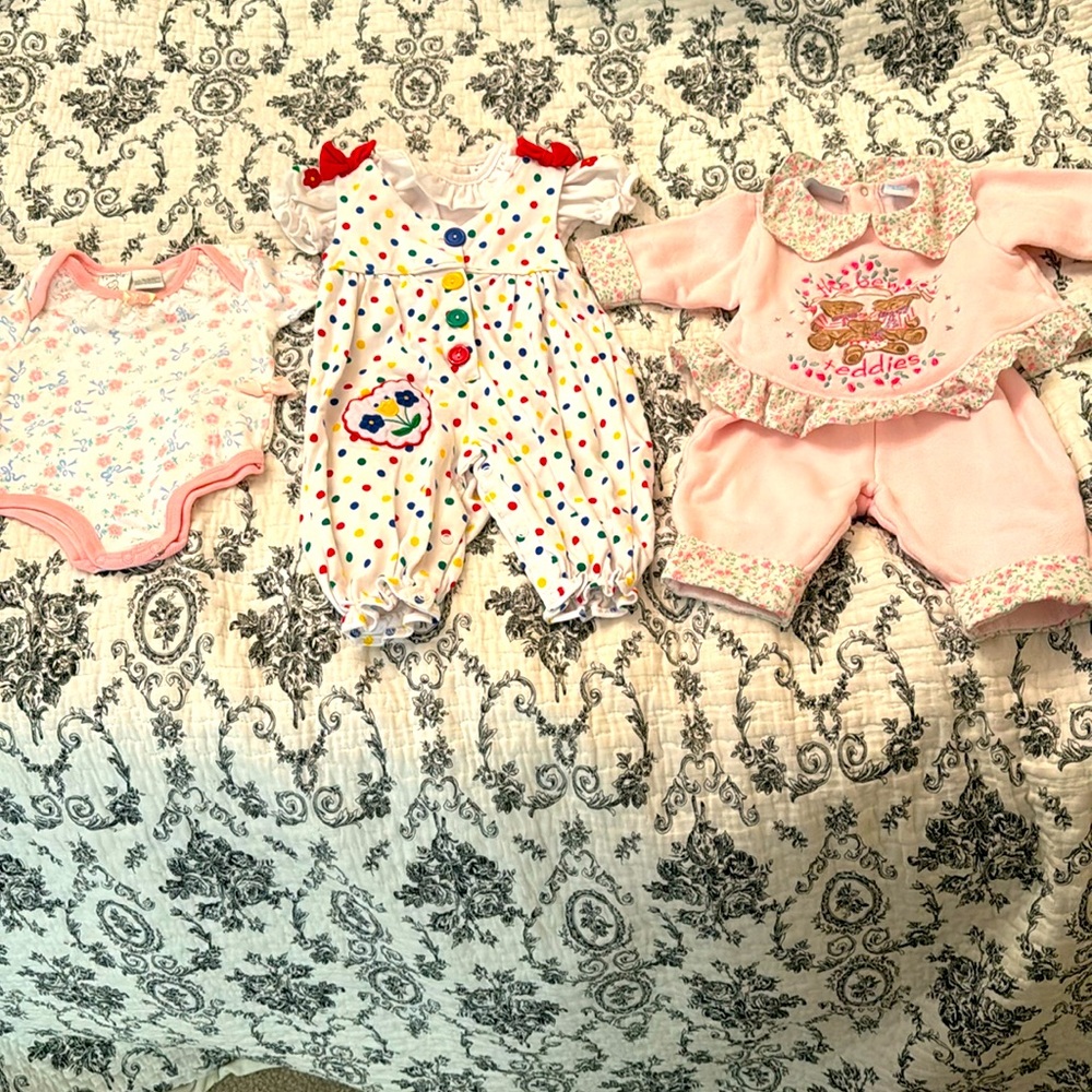 Lot of 3 3/6 month Baby Girl Outfits